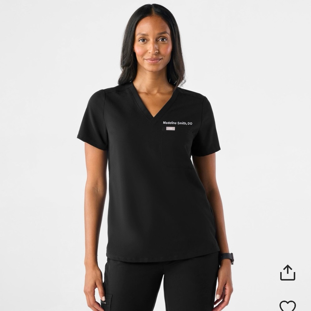 Figs Black Catarina One-Pocket Scrub Top